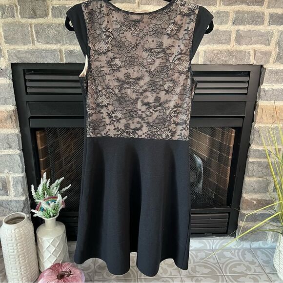 Betsy Johnson Dress - Black & Lace - Size 8 - Picture 5 of 7